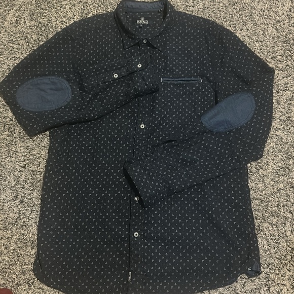 Men’s Button Down Buffalo David Bitton long sleeve shirt. In blue, size L. - Picture 2 of 7